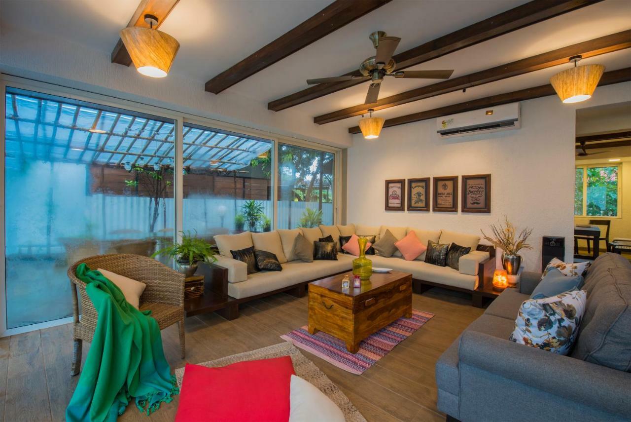 El Lodge By Stayvista - Pool, Lawn, And A Charming Gazebo For Your Perfect Getaway Lonavala Extérieur photo